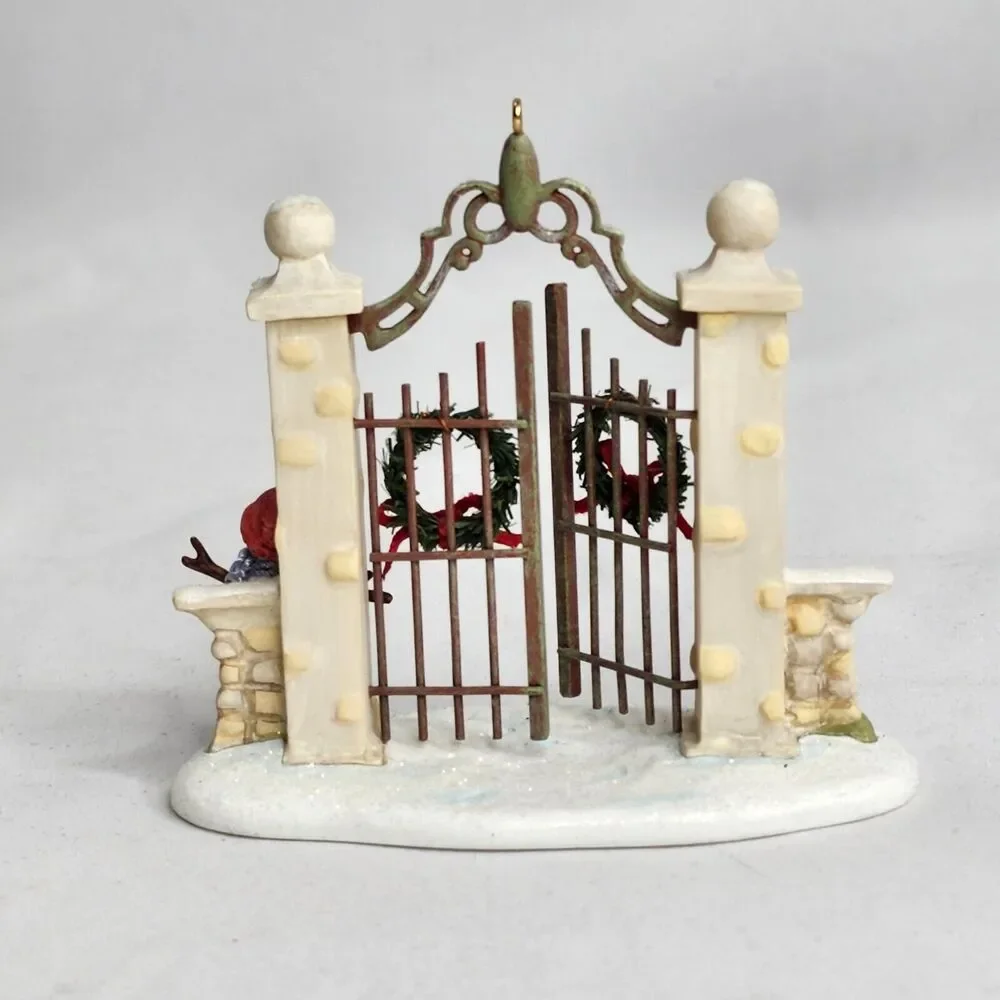 2007 Hallmark Keepsakes The Park Gates Winter Park Christmas Ornament Snowman